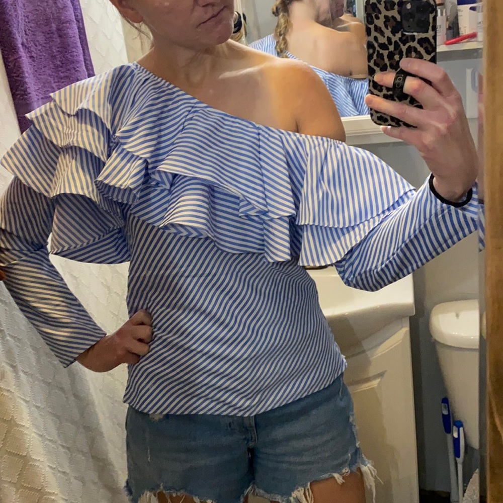 NWOT one shoulder striped ruffled top